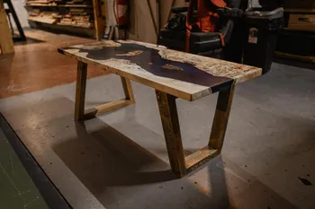 Créez votre table basse en résine époxy - 2J