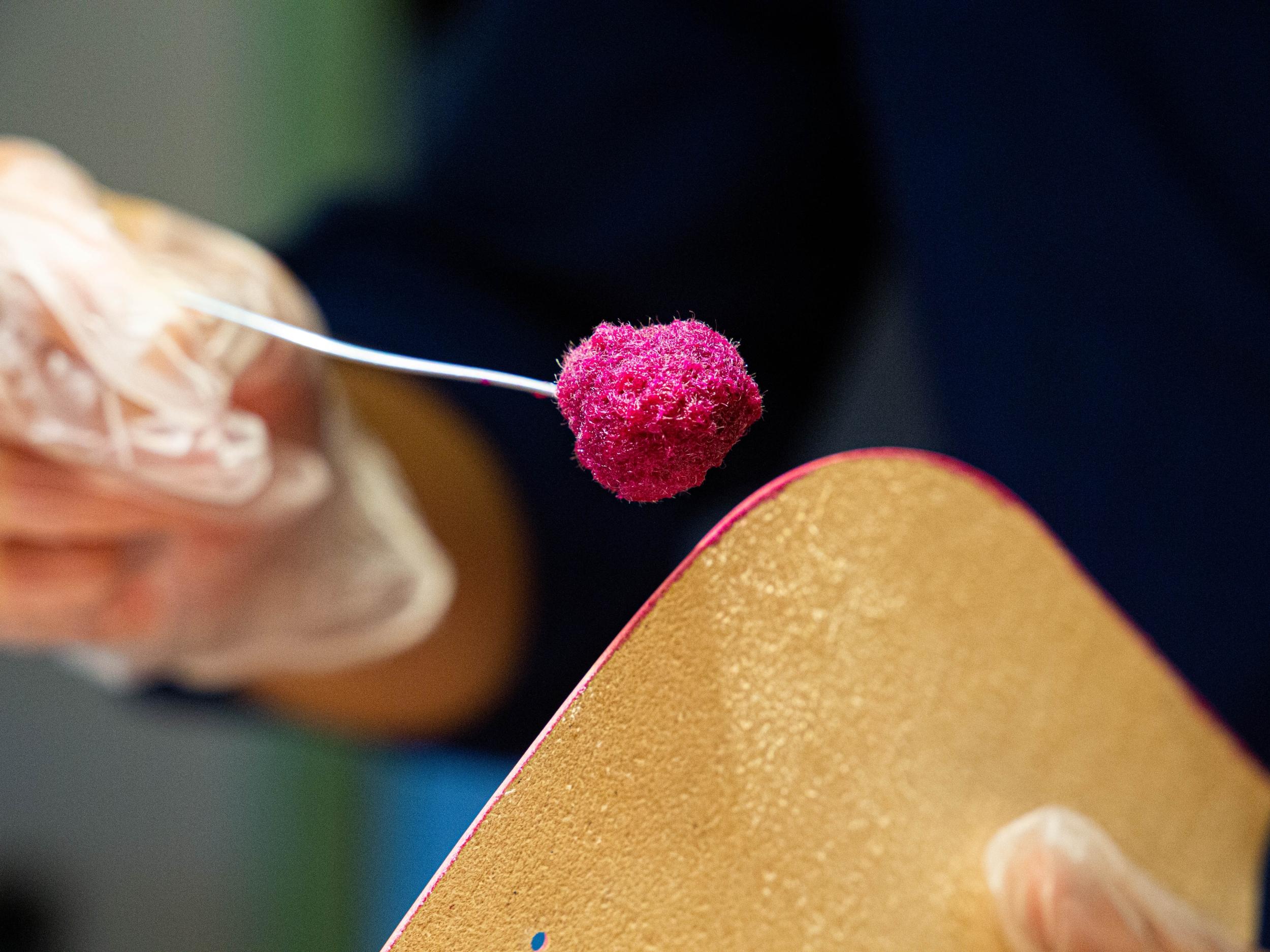 Créez votre sac à main en tannage naturel avec Roxane - Image n°2 - Wecandoo