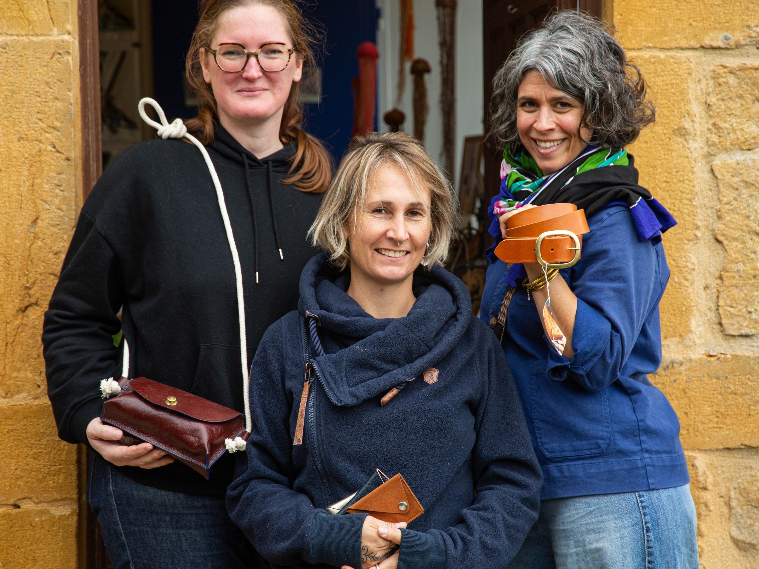 Confectionnez votre porte-cartes en cuir avec Roxane - Image n°3 - Wecandoo