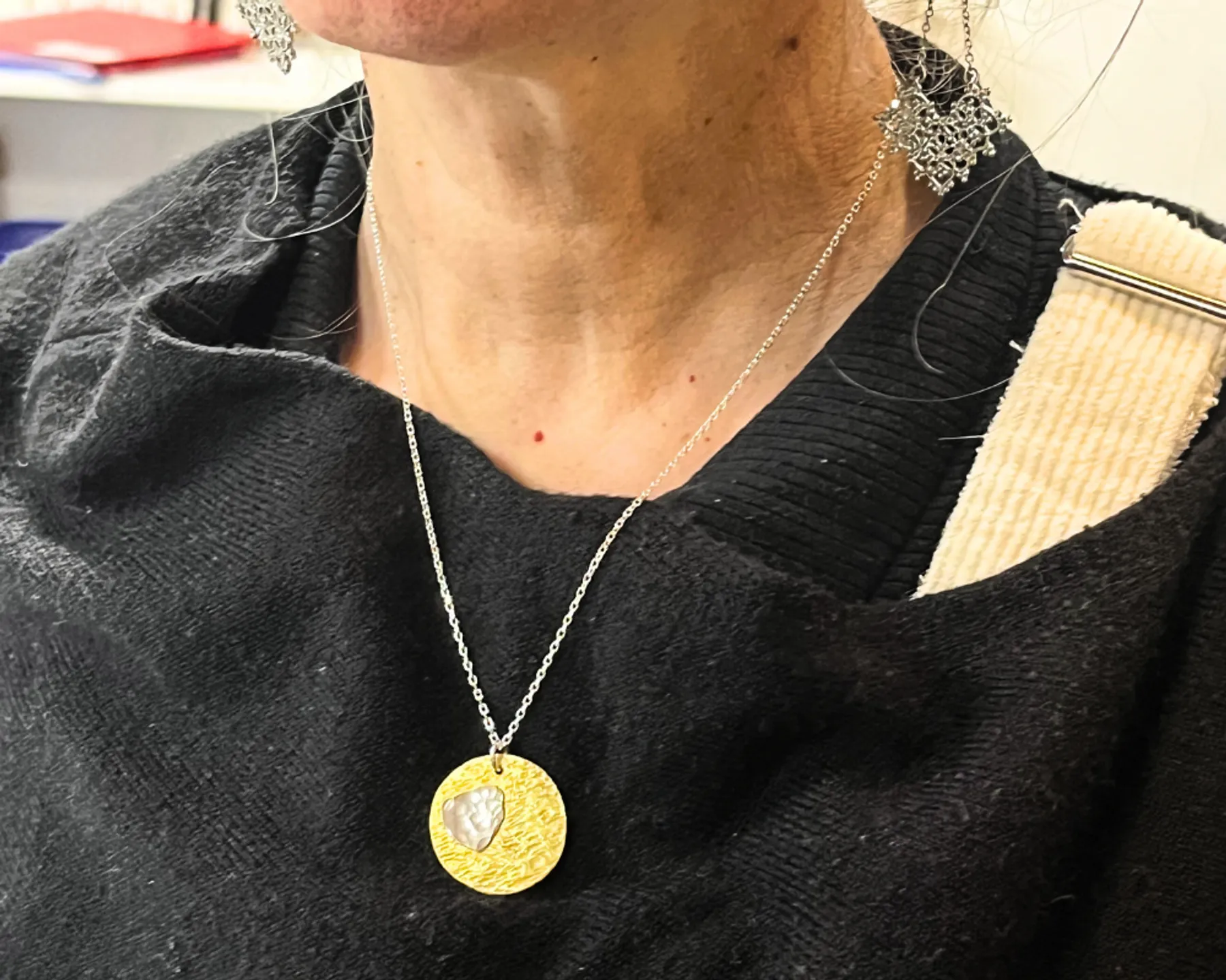 Fabriquez votre collier médaille avec Bérangère - Afbeelding nr. 5 - Wecandoo