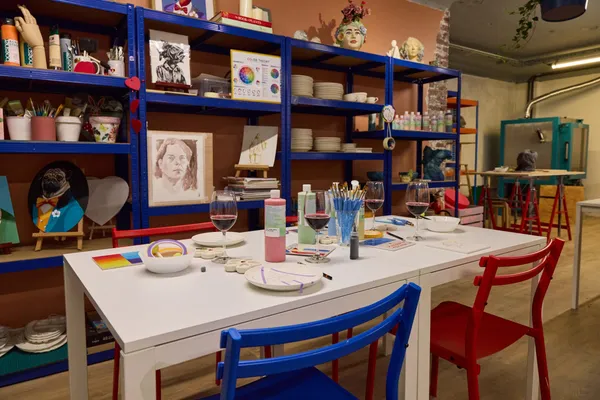 Décorez votre pièce en céramique avec Emma, Mirella et leur équipe - Image n°4 - Wecandoo