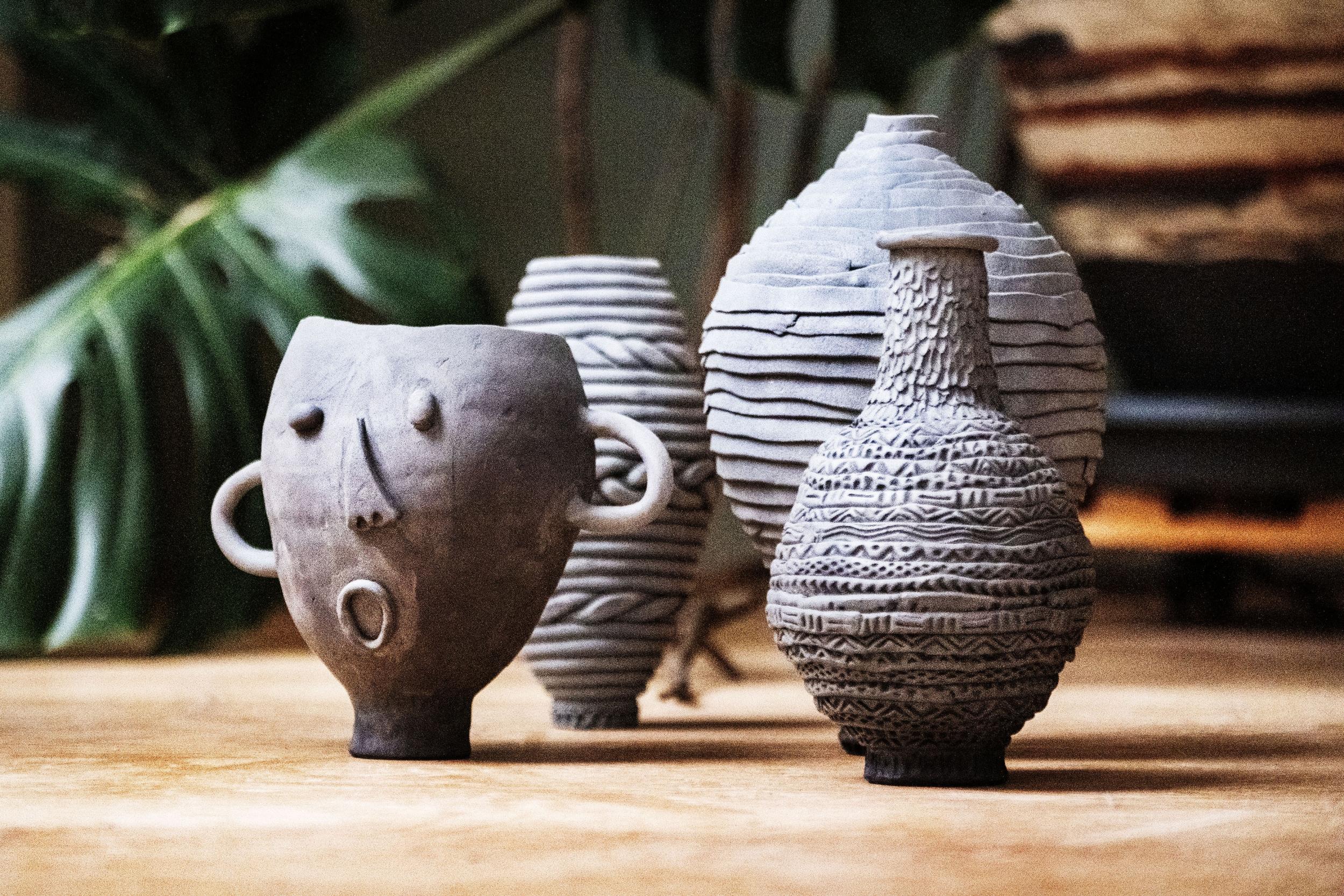 Modelez un vase aux colombins