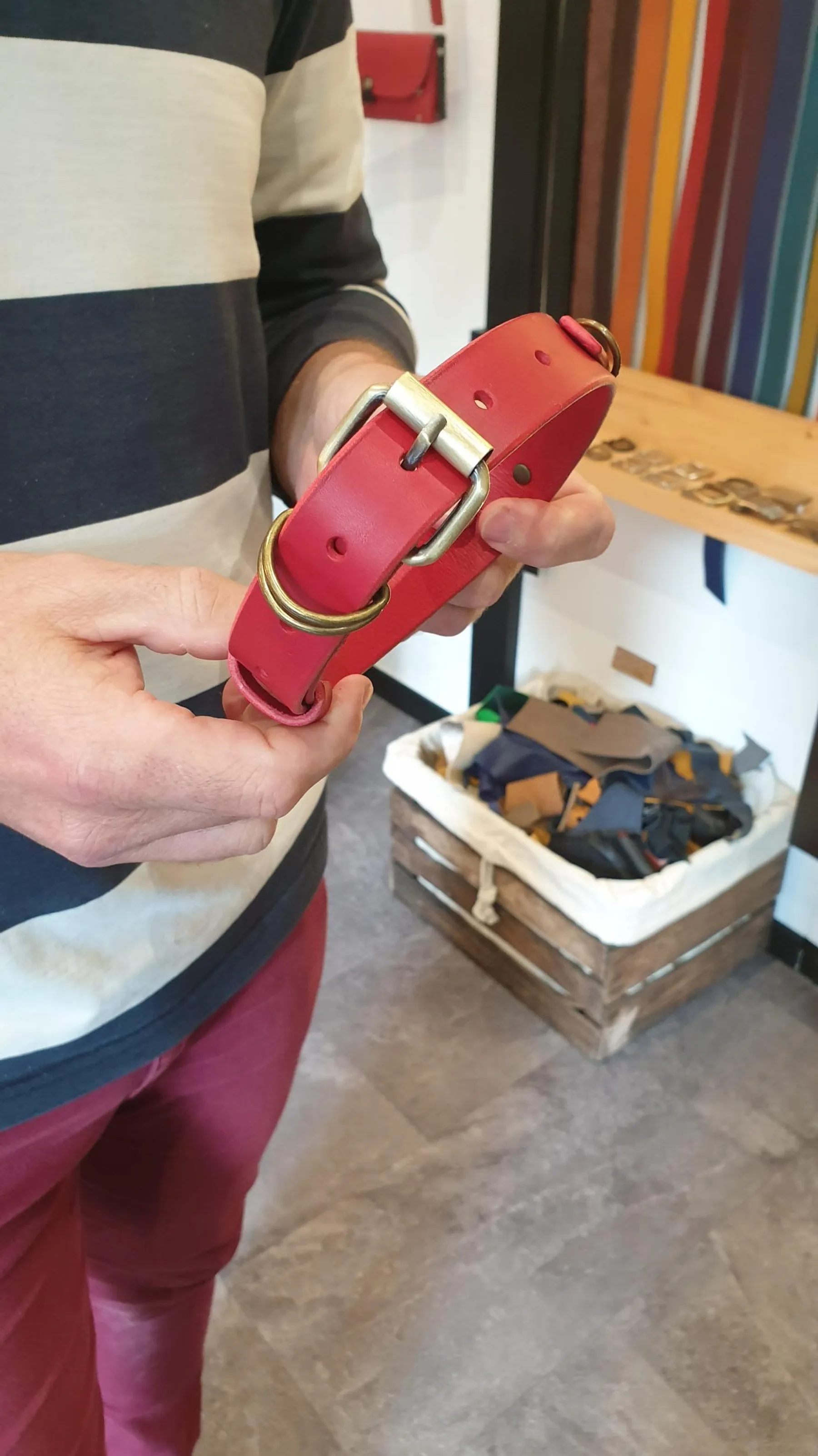 Réalisez le collier en cuir de votre animal - Image n°4 - Wecandoo