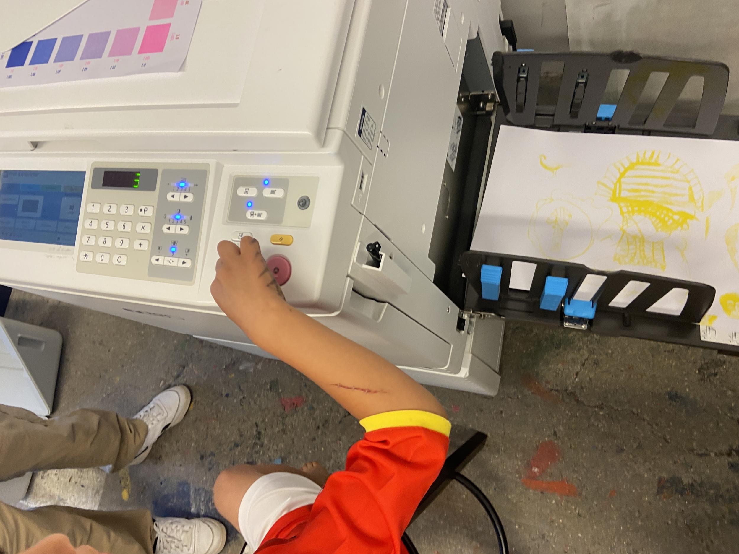 Créez votre carte en duo avec votre enfant, accompagnés par Francesca - Image n°2 - Wecandoo