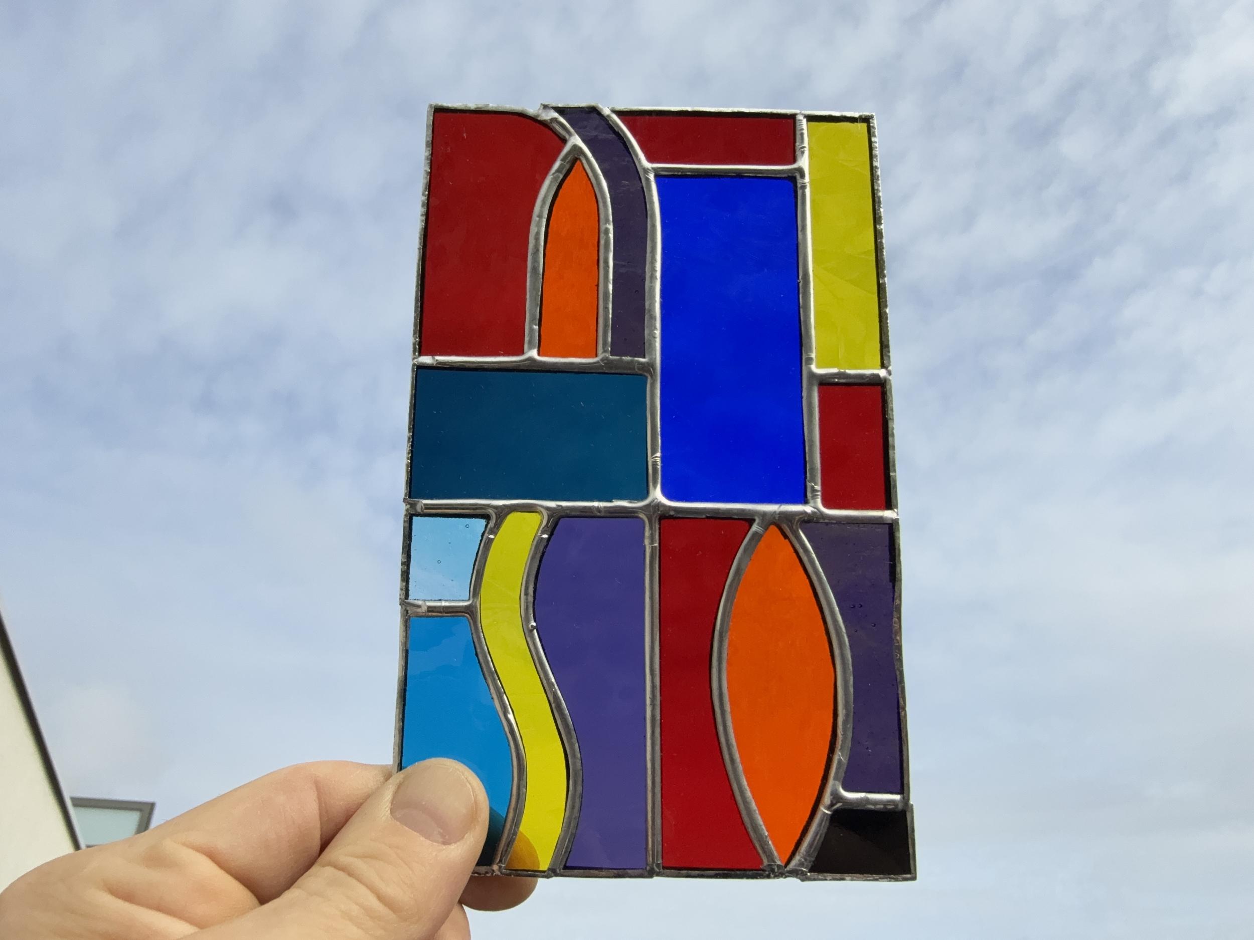 Initiez-vous au vitrail traditionnel ou Tiffany à Paris