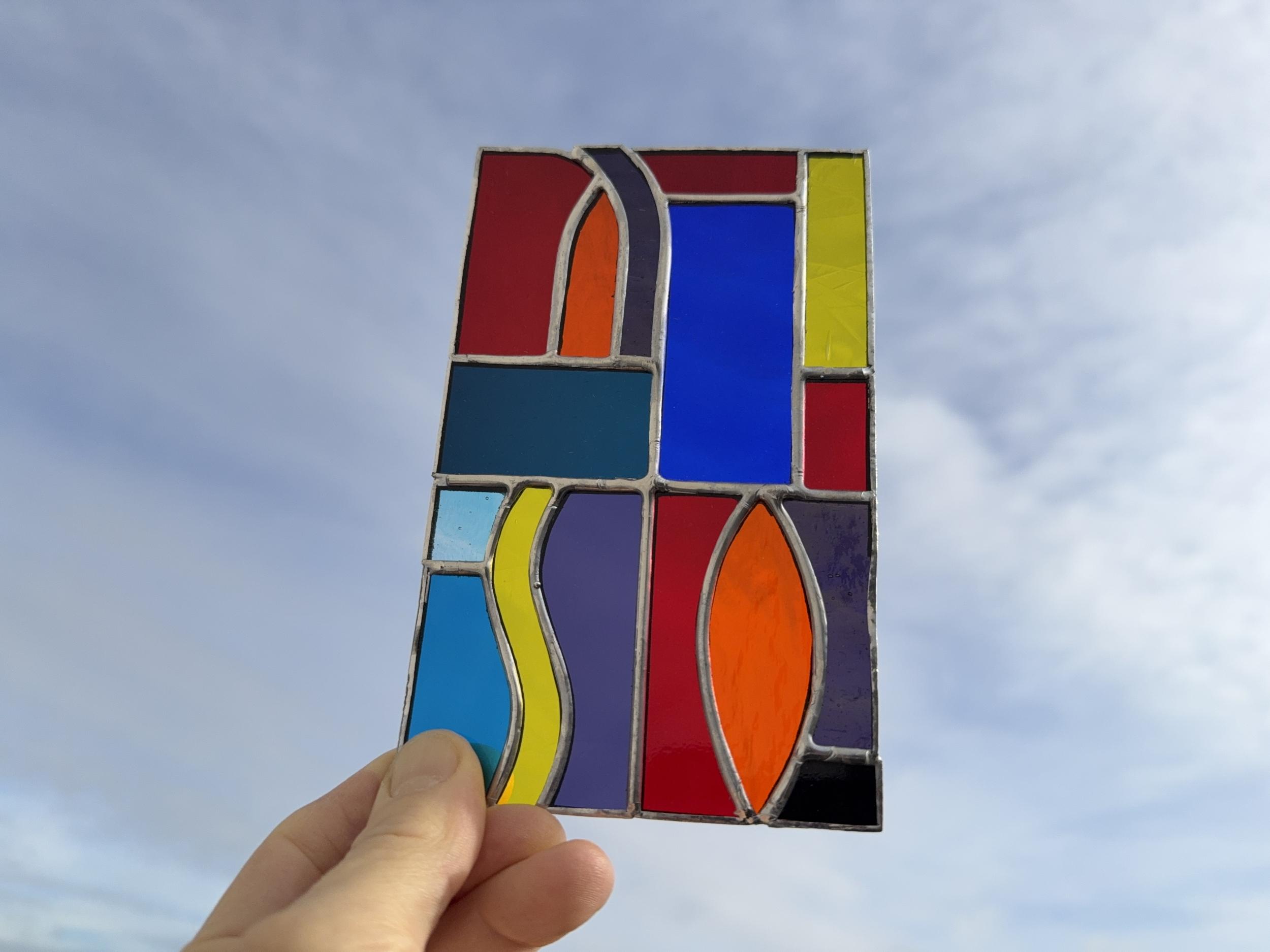 Initiez-vous au vitrail traditionnel ou Tiffany avec Thierry - Image n°1 - Wecandoo