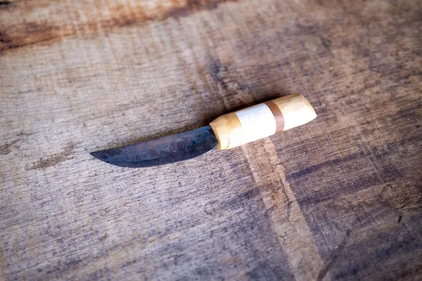 Fabriquez votre couteau médiéval - 5J