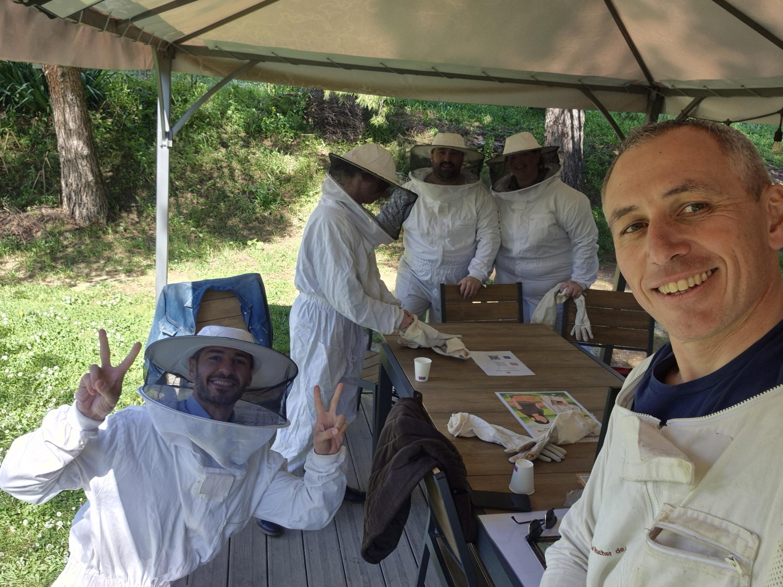 Initiez-vous à l'apiculture - Image n°11 - Wecandoo