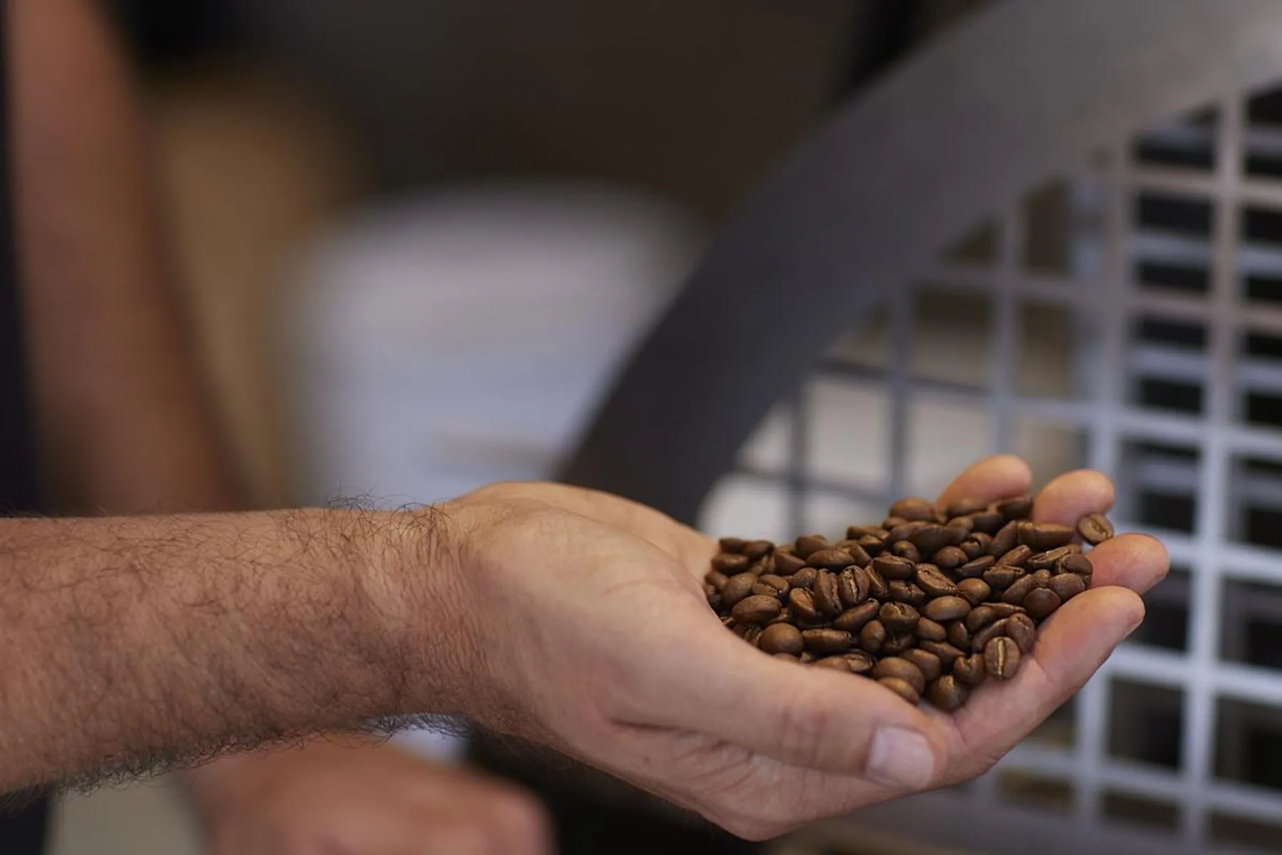 Dégustez différents types de café à l'aveugle avec Anthony - Afbeelding nr. 4 - Wecandoo