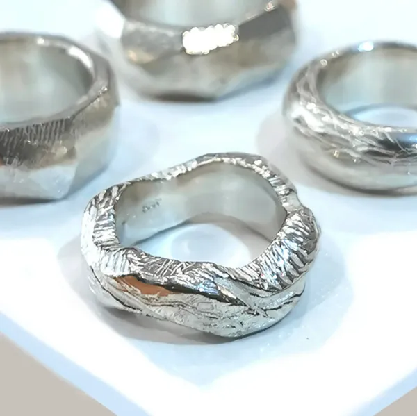 Réalisez votre bague en cire perdue en argent