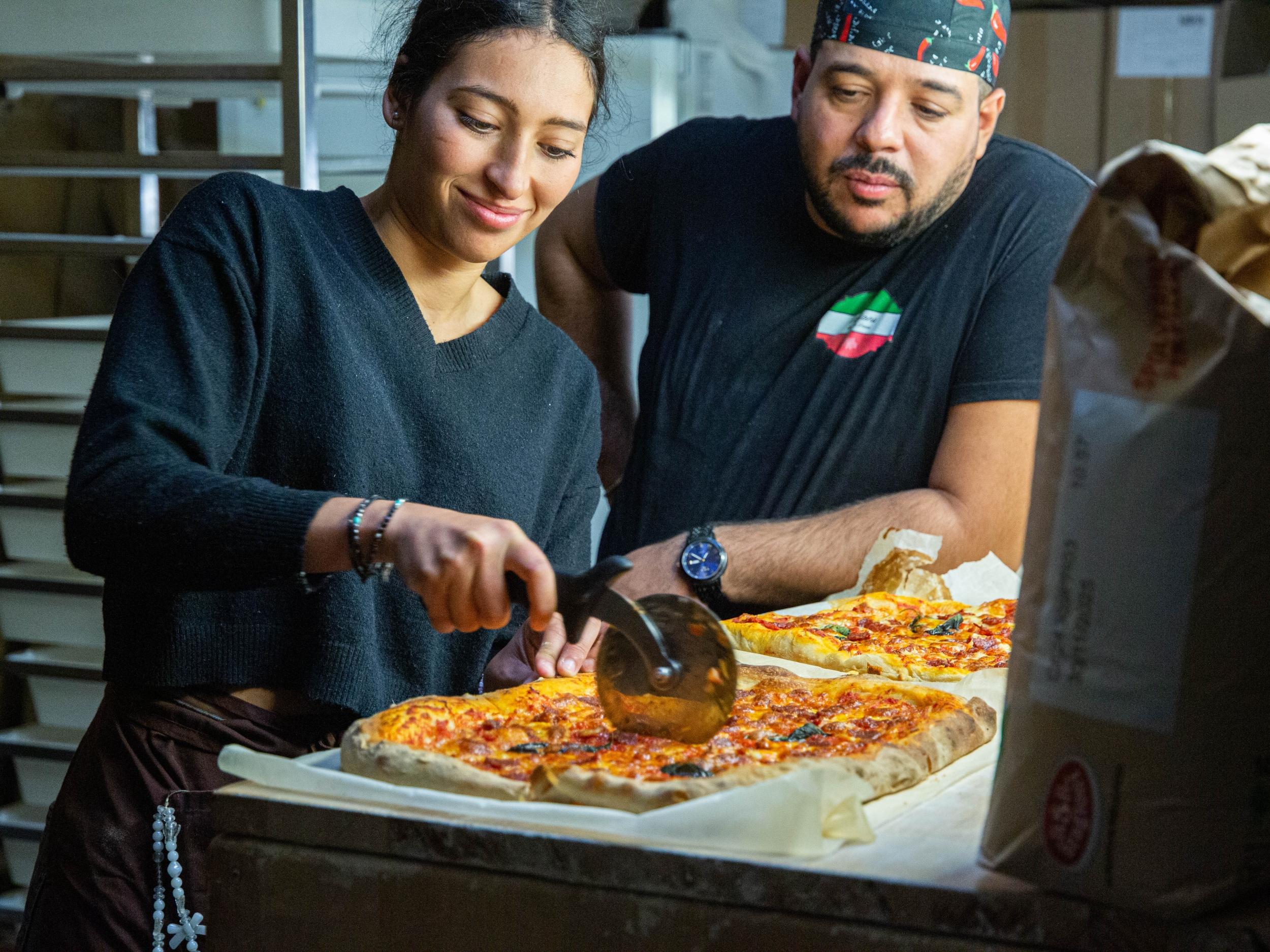 Réalisez votre pâte à pizza et votre pizza traditionnelle avec Badr - Image n°11 - Wecandoo