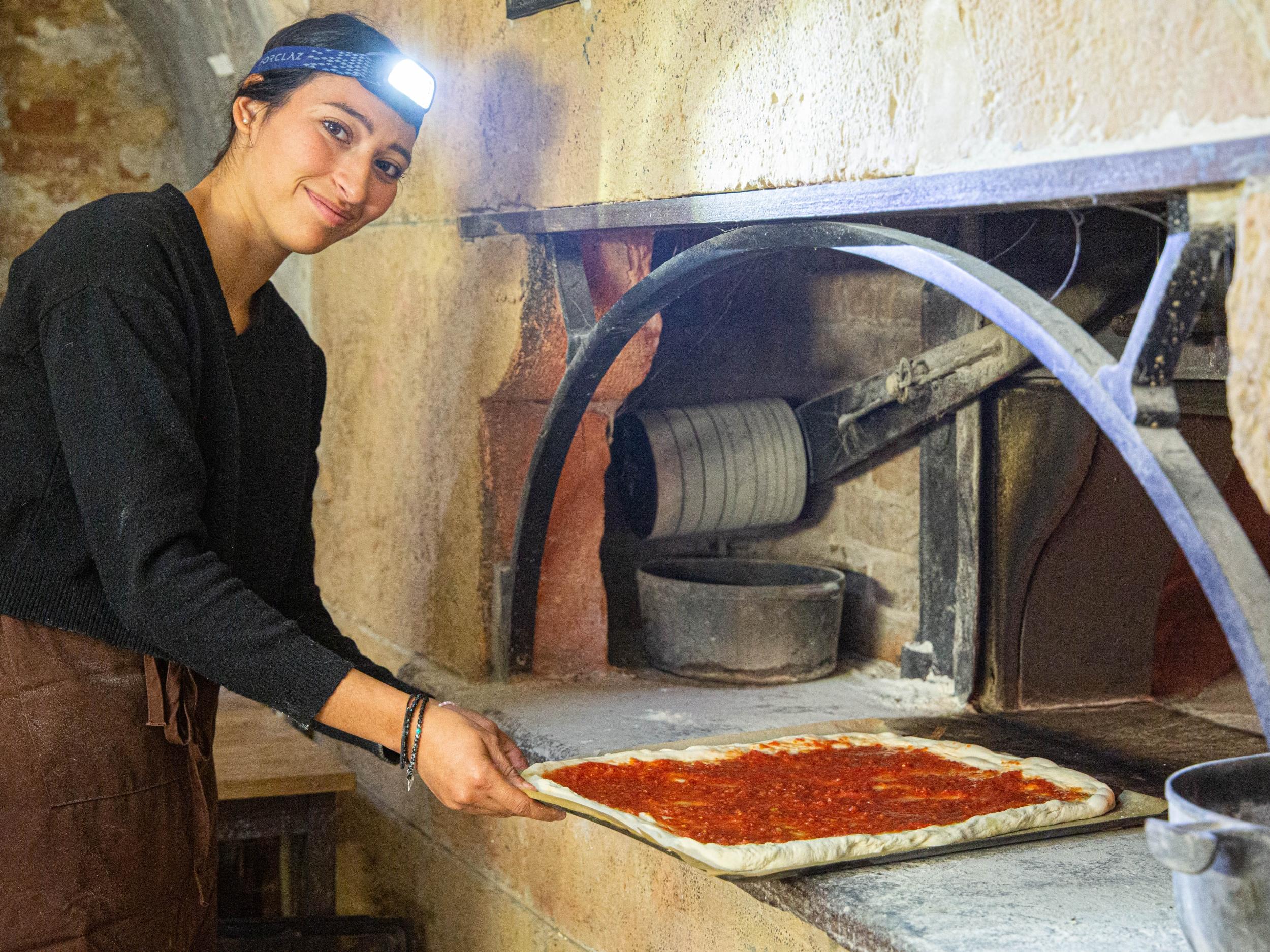 Réalisez votre pâte à pizza et votre pizza traditionnelle avec Badr - Image n°9 - Wecandoo