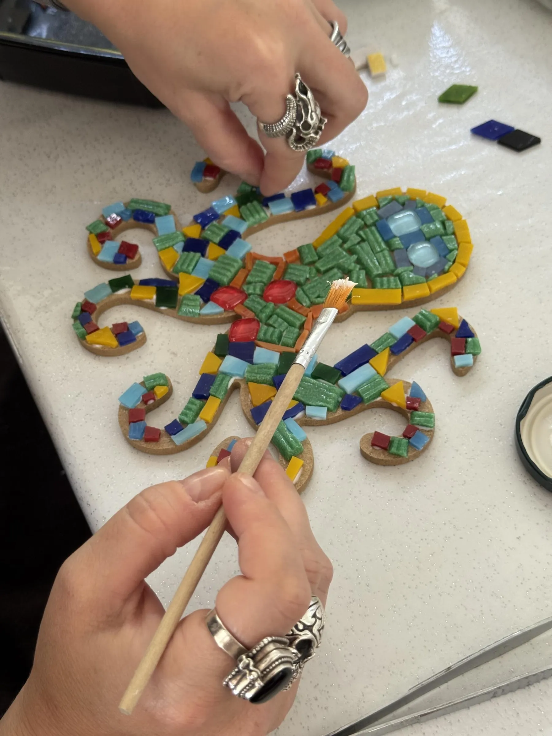 Initiez-vous à la mosaïque en famille - Image n°2 - Wecandoo