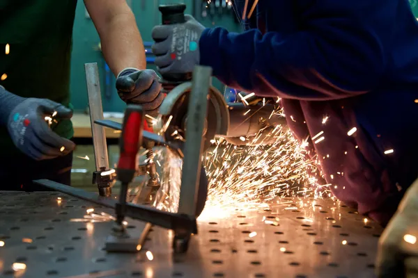 Fabriquez votre tabouret design adapté à vos envies avec Maxence - Afbeelding nr. 2 - Wecandoo