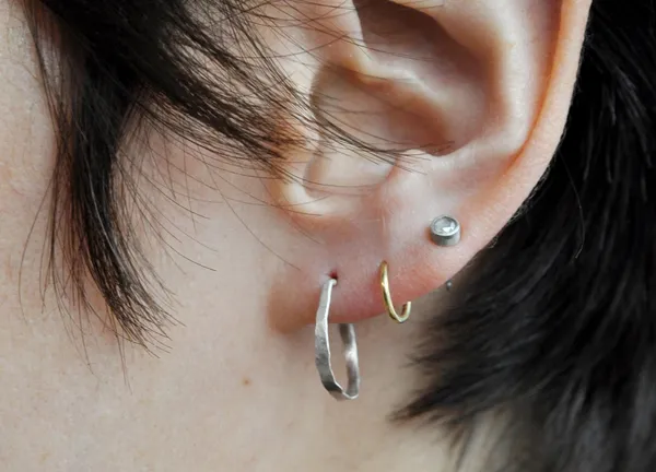 Fabriquez vos petites créoles martelées en argent avec Hélène - Afbeelding nr. 4 - Wecandoo