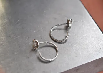 Fabriquez vos créoles en argent