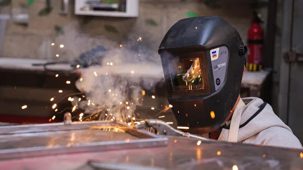 Initiez-vous à la soudure avec Marie-Agathe - Image n°2 - Wecandoo