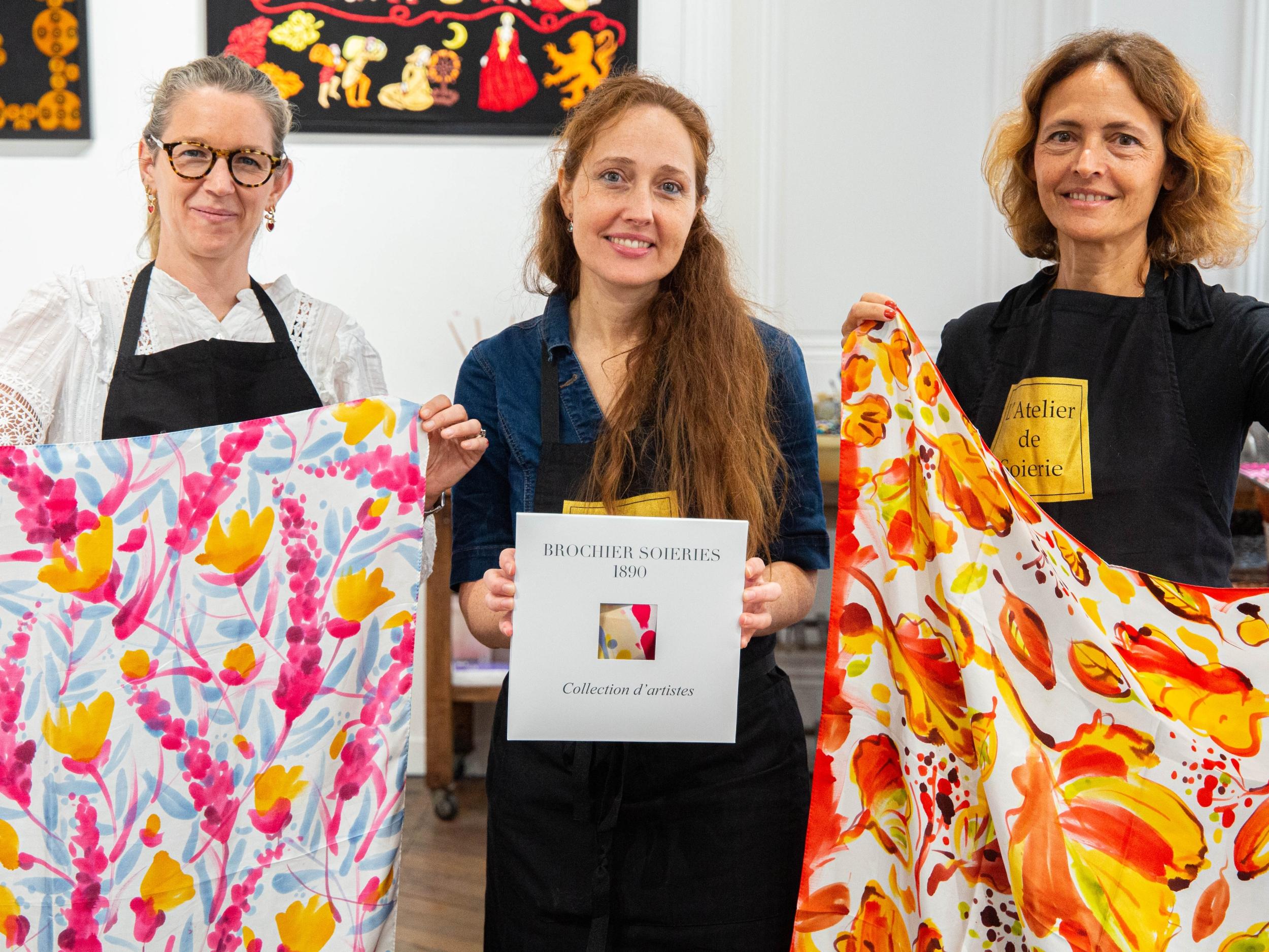 Personnalisez votre carré de soie traditionnel lyonnais - Image n°3 - Wecandoo