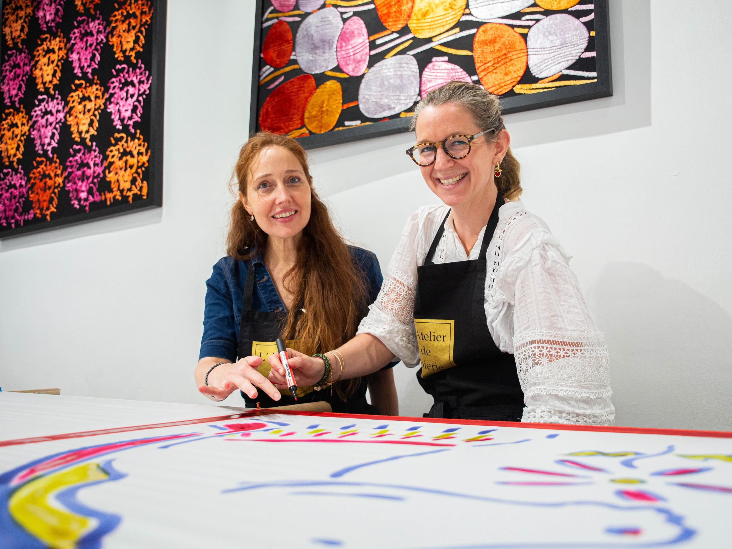 Personnalisez votre carré de soie traditionnel lyonnais - Image n°4 - Wecandoo