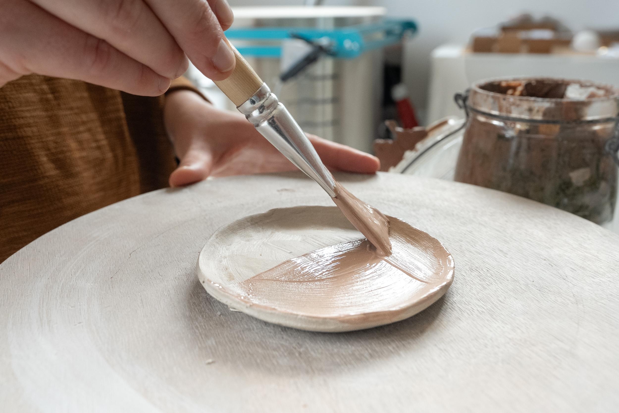 Initiez-vous au modelage et au décor sur céramique avec Laëtitia - Image n°5 - Wecandoo