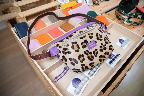 Réalisez votre sac banane en cuir