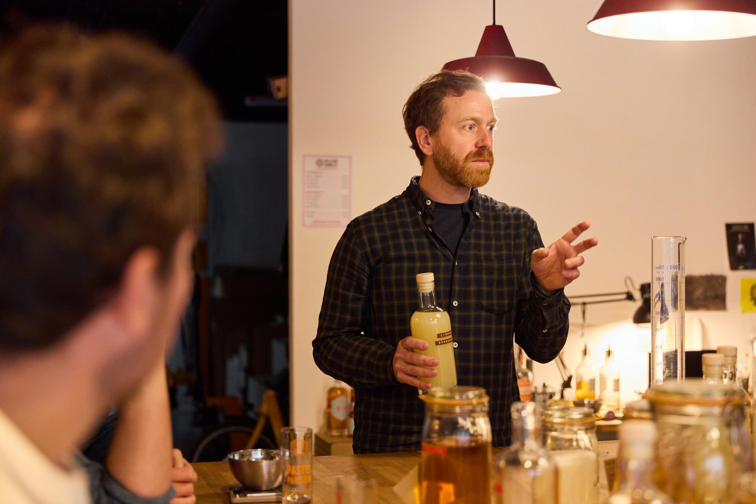 Assemblez votre liqueur d'agrumes ou votre limoncello avec Jérôme - Image n°7 - Wecandoo