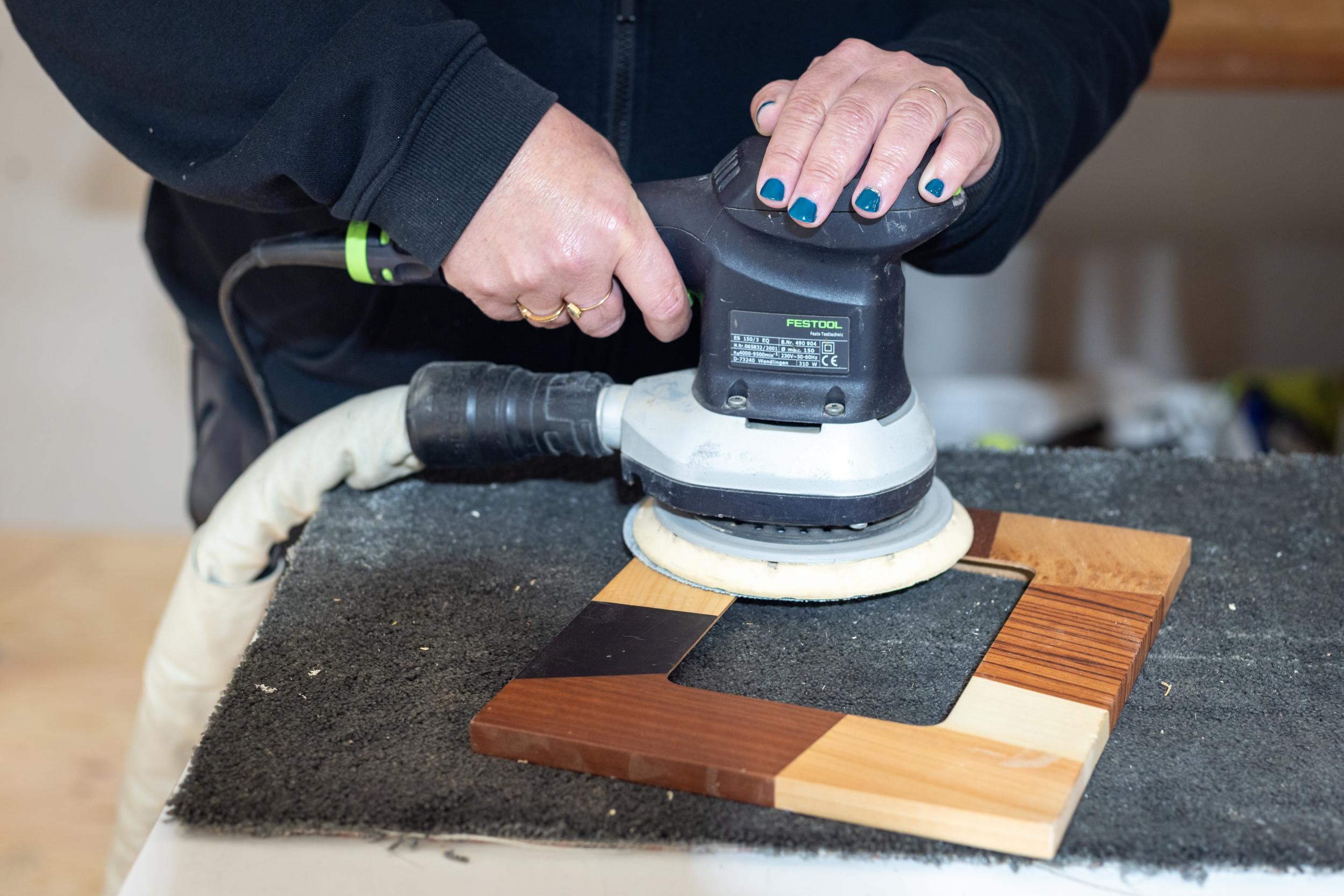 Initiez-vous à la marqueterie de bois avec Thierry - Image n°5 - Wecandoo