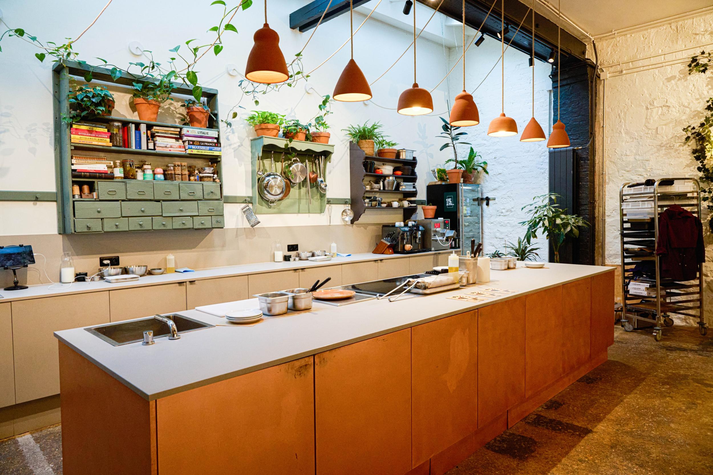 Réunissez votre équipe pour découvrir les secrets d’une candidate de Top Chef et cuisinez votre plat avec Justine Piluso - Image n°12 - Wecandoo