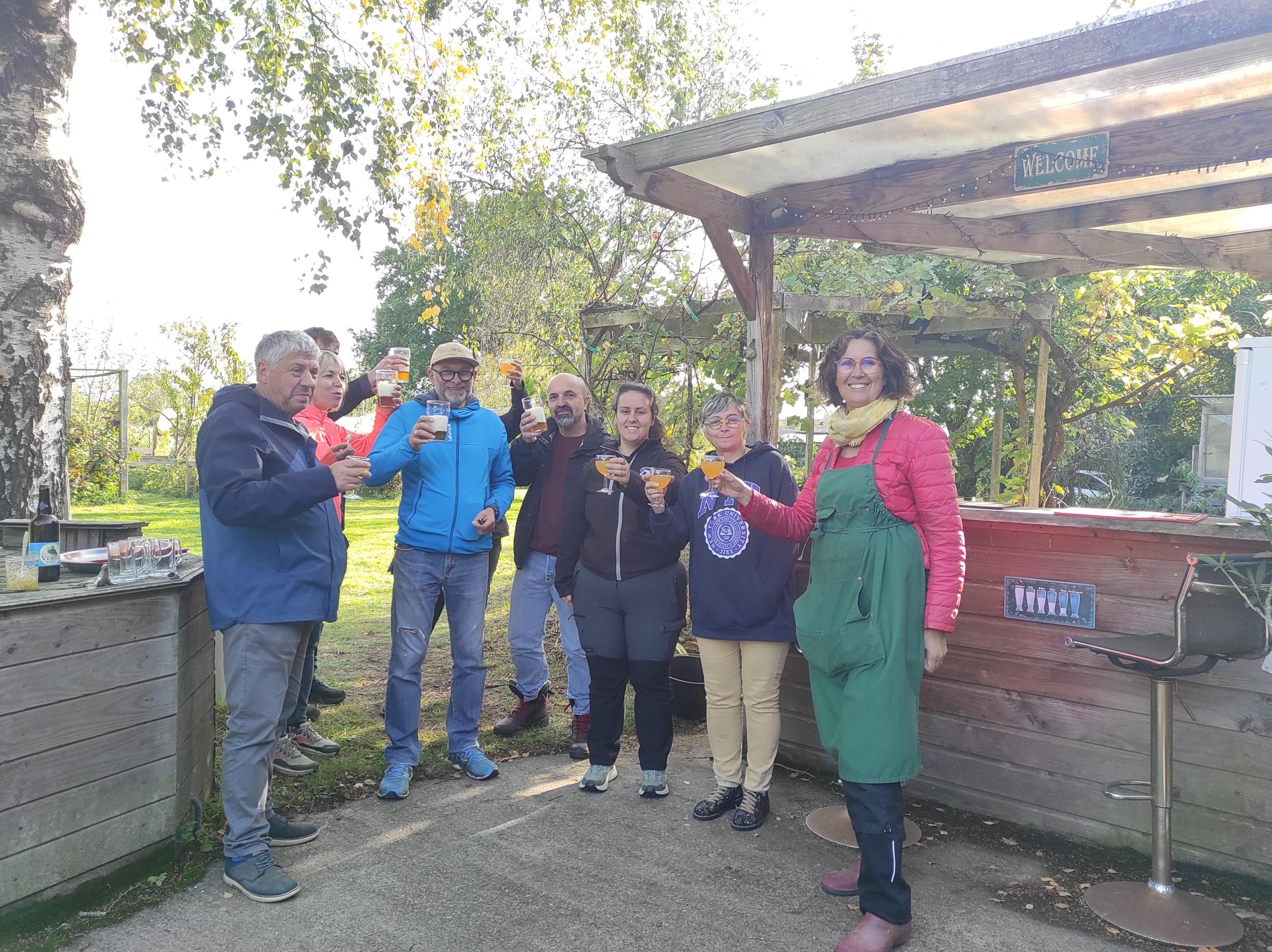 Réunissez votre équipe et participez à la création d'une butte de permaculture avec Blandine - Image n°11 - Wecandoo