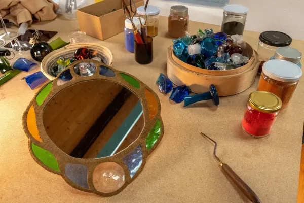 Découvrez une technique de vitrail sans plomb