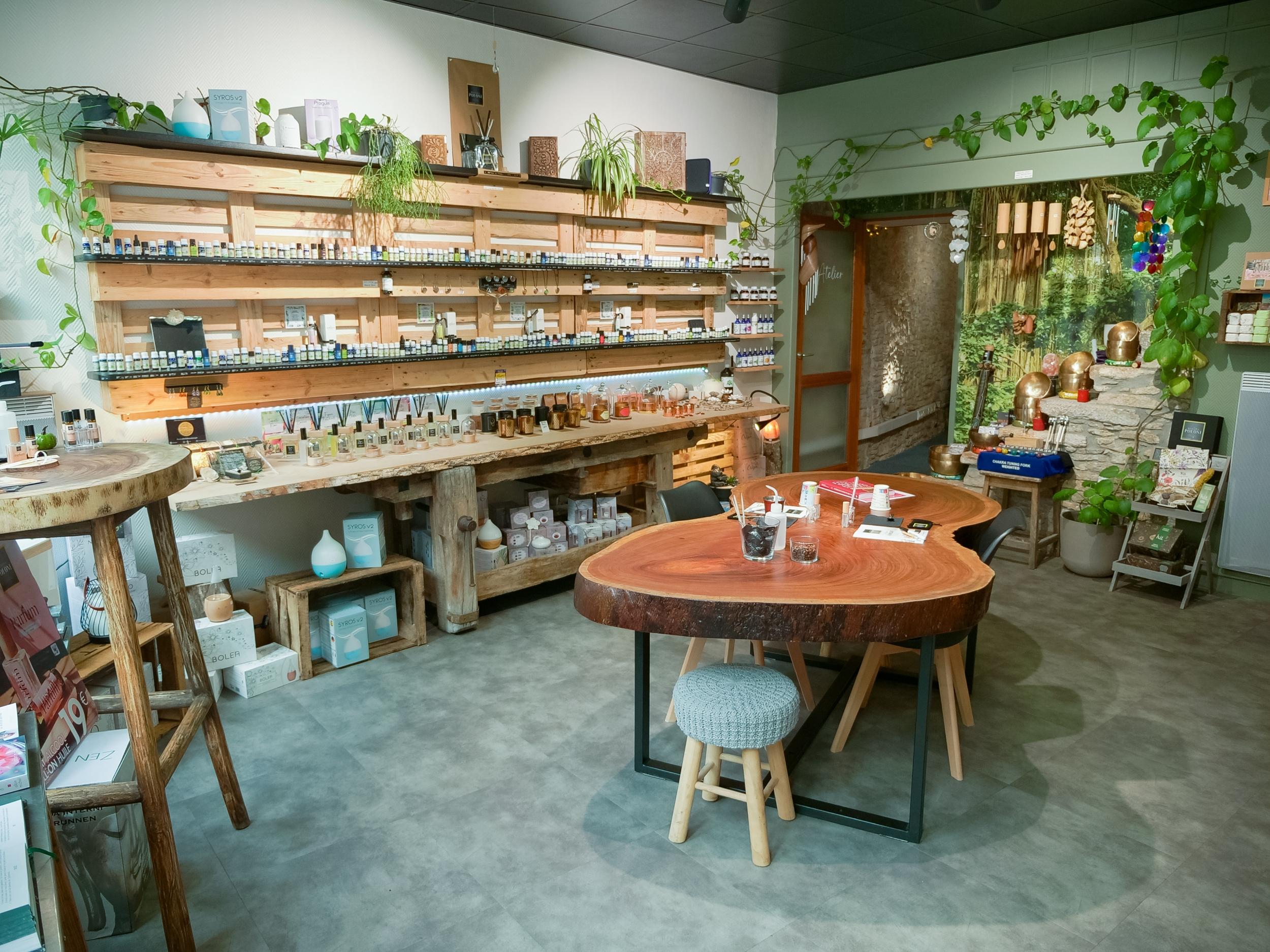 Créez votre parfum aux essences naturelles en duo avec Aurélien - Image n°9 - Wecandoo