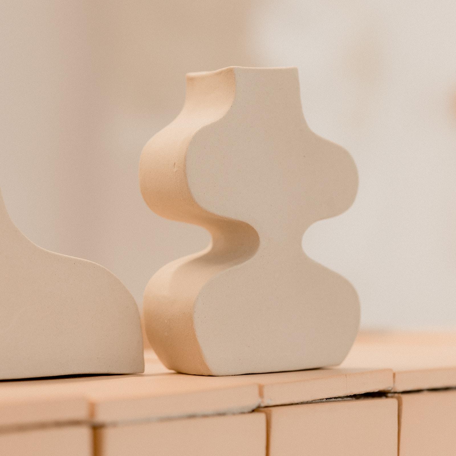 Modelez votre soliflore en céramique avec Camille et son équipe - Image n°7 - Wecandoo