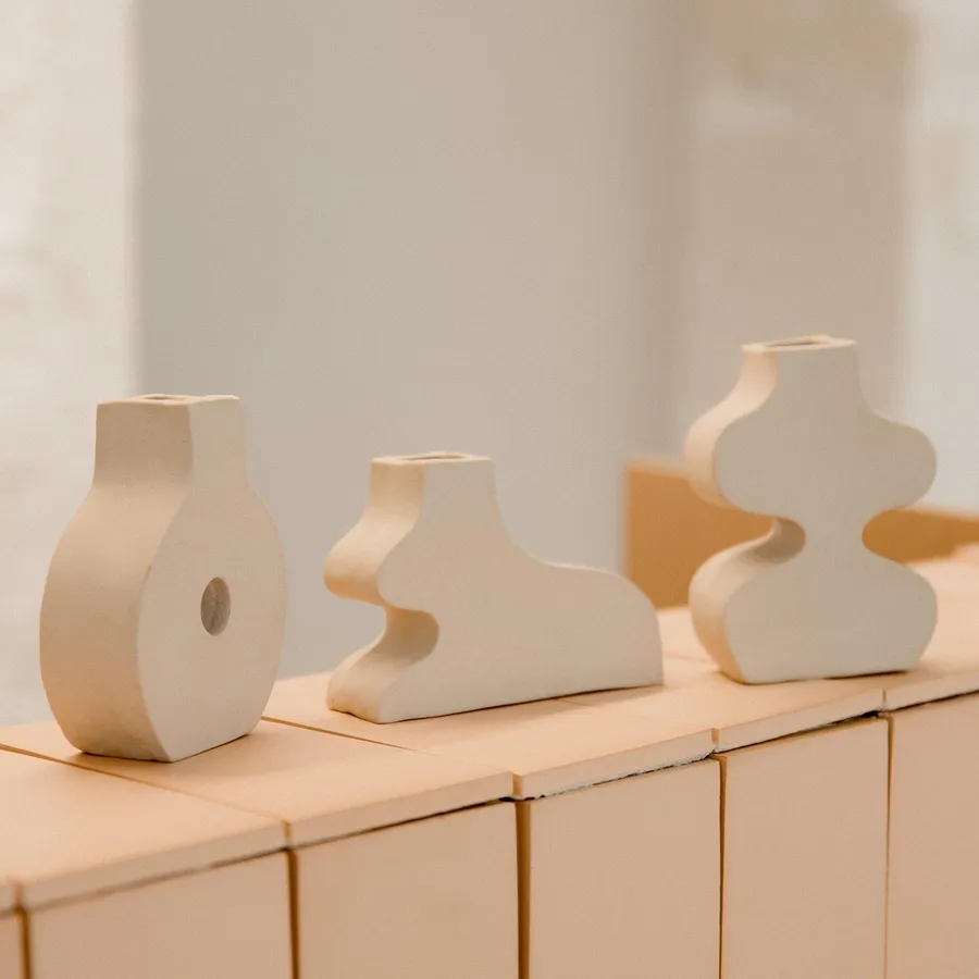 Modelez votre soliflore en céramique avec Camille et son équipe - Afbeelding nr. 1 - Wecandoo