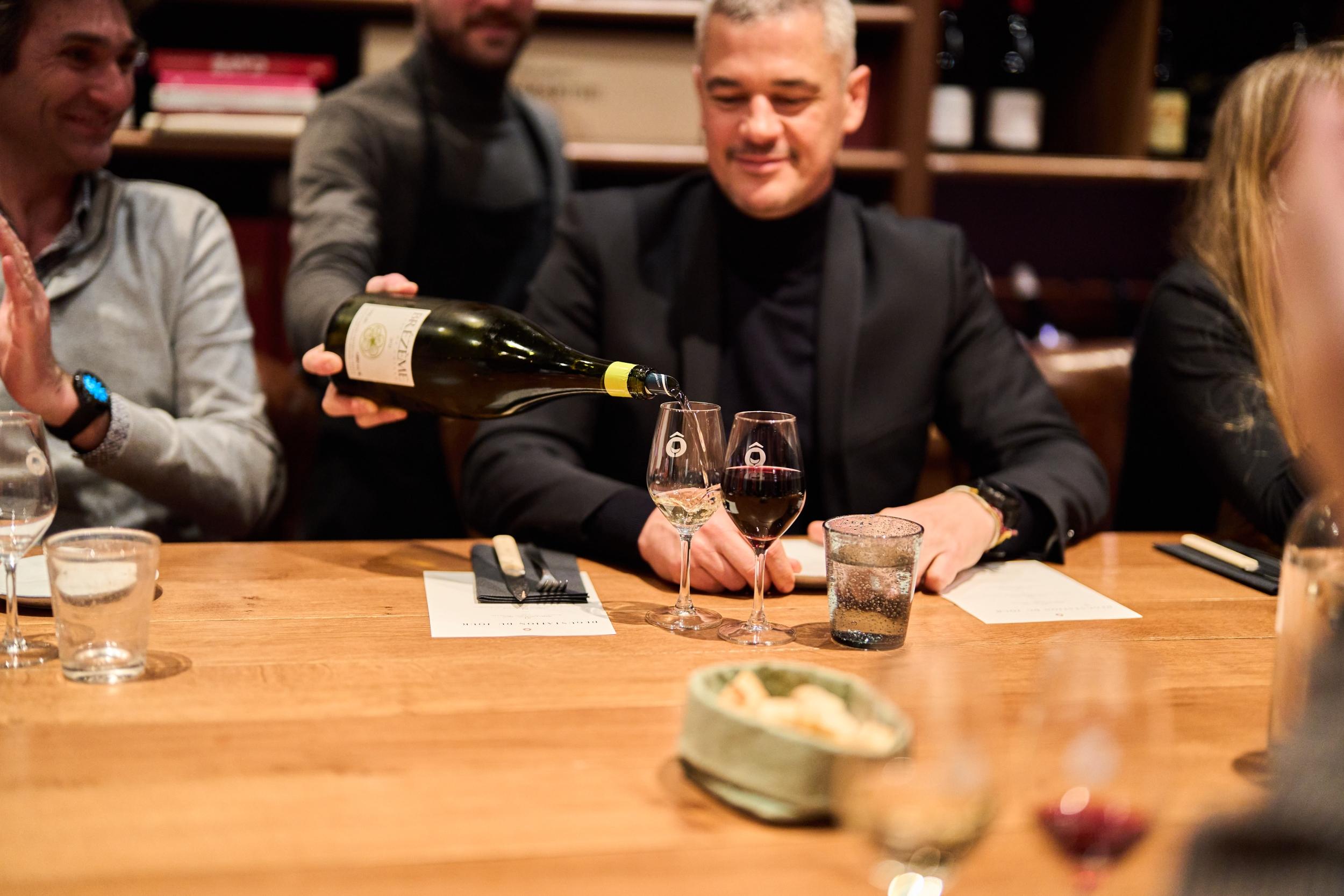 Dégustez cinq vins accompagnés de pièces de bœuf d'exception avec Laury - Image n°7 - Wecandoo