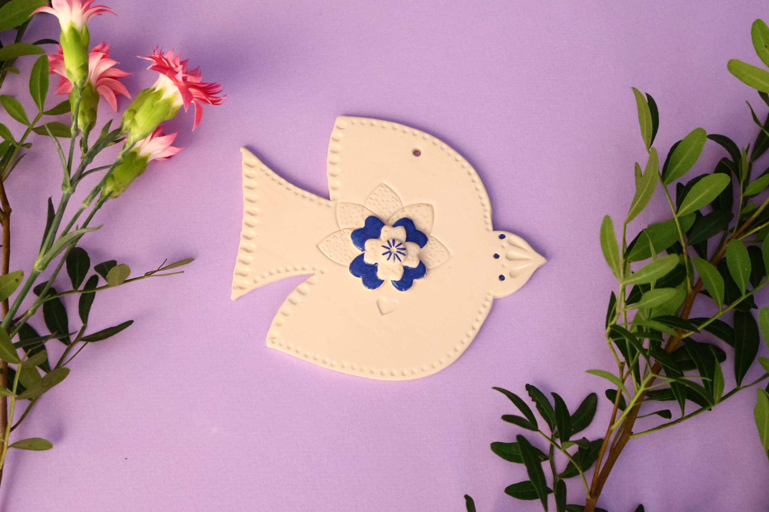 Fabriquez votre décoration murale en céramique avec Marie - Image n°1 - Wecandoo