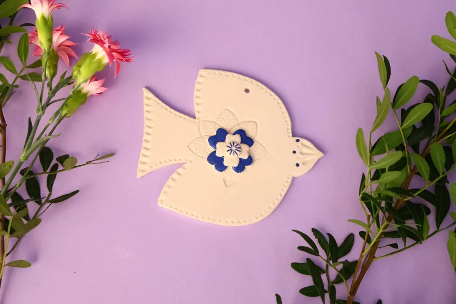 Fabriquez votre décoration murale en céramique avec Marie - Image n°1 - Wecandoo