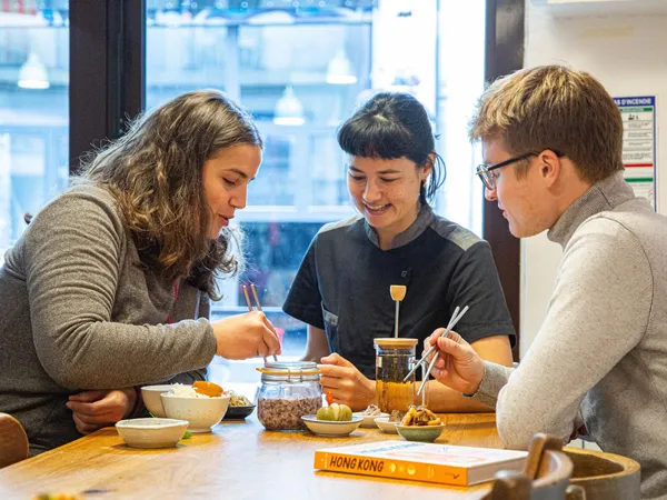 Réalisez votre miso et dégustez un repas asiatique avec Jennifer - Image n°3 - Wecandoo