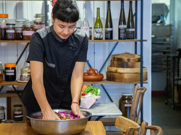 Réalisez votre kimchi traditionnel coréen avec Jennifer - Image n°4 - Wecandoo