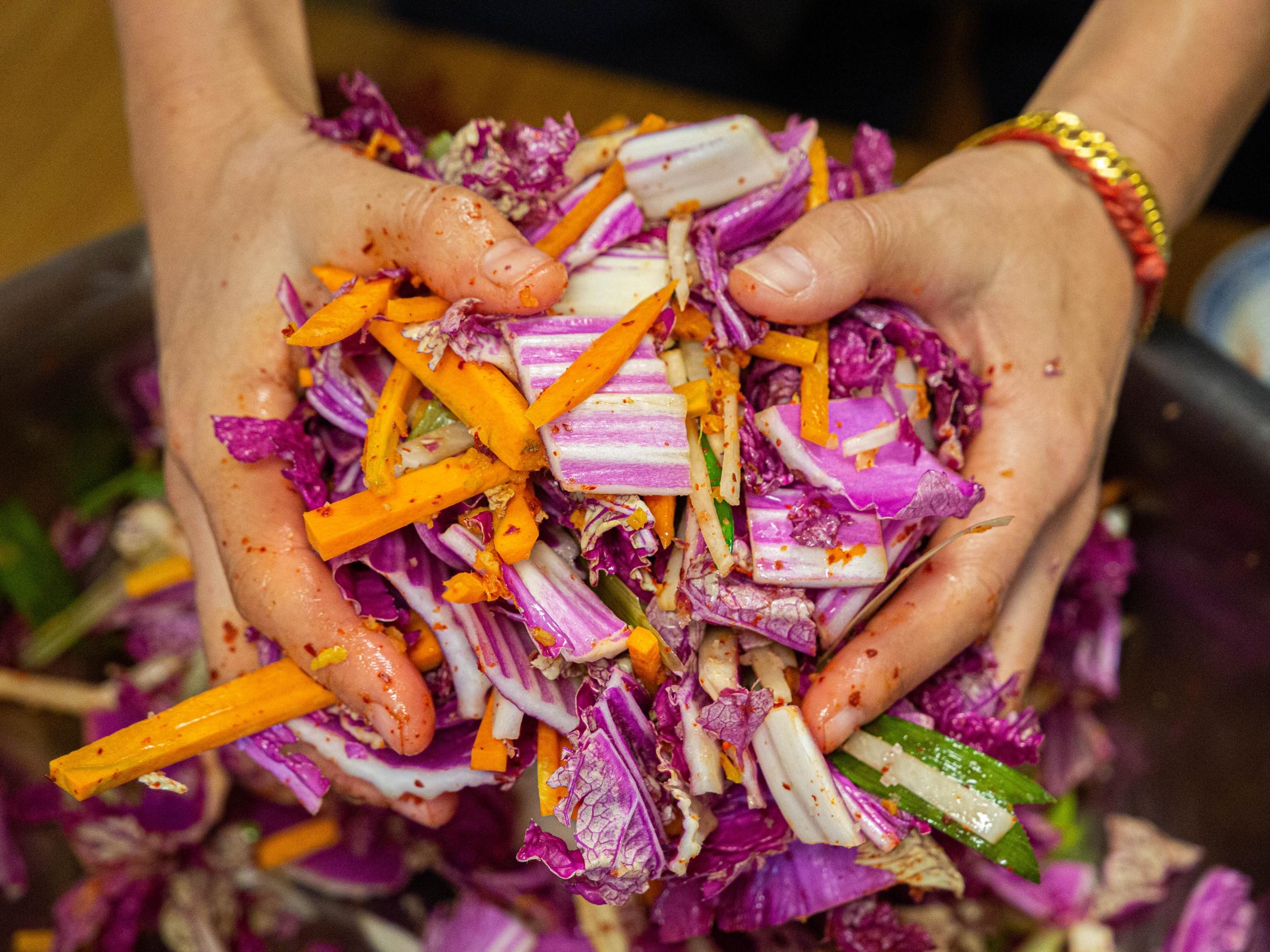 Réalisez votre kimchi traditionnel coréen avec Jennifer - Image n°5 - Wecandoo