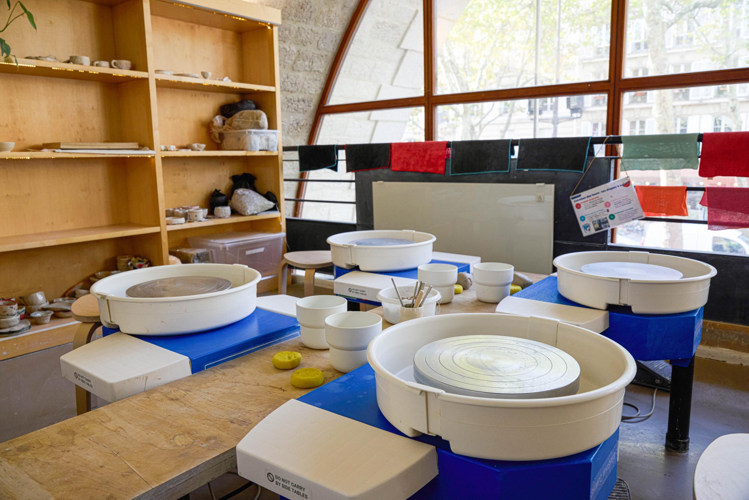 Découvrez l’art du tour de potier avec Blanche - Image n°10 - Wecandoo