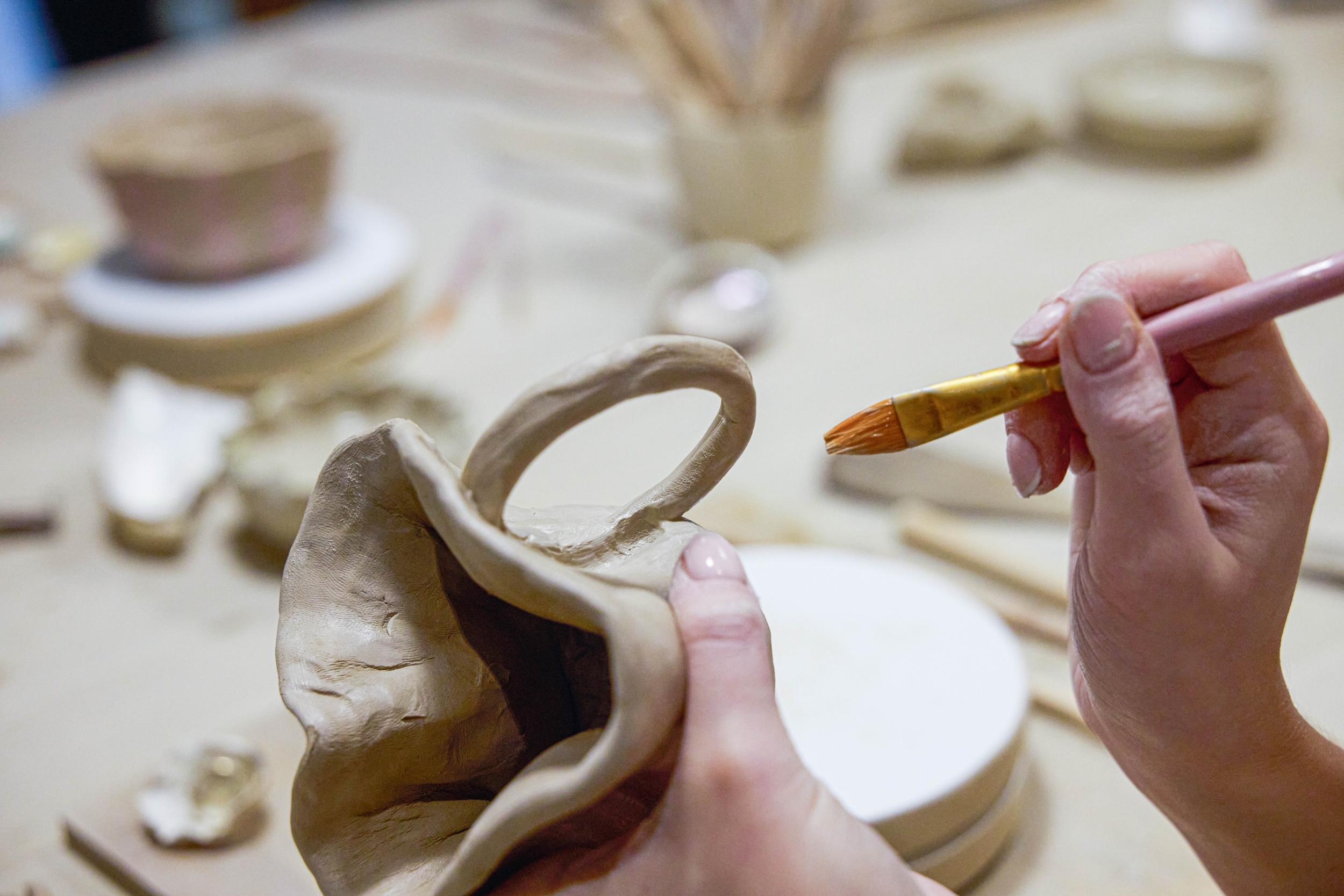 Créez votre ensemble de pièces en céramique avec Blanche - Image n°7 - Wecandoo