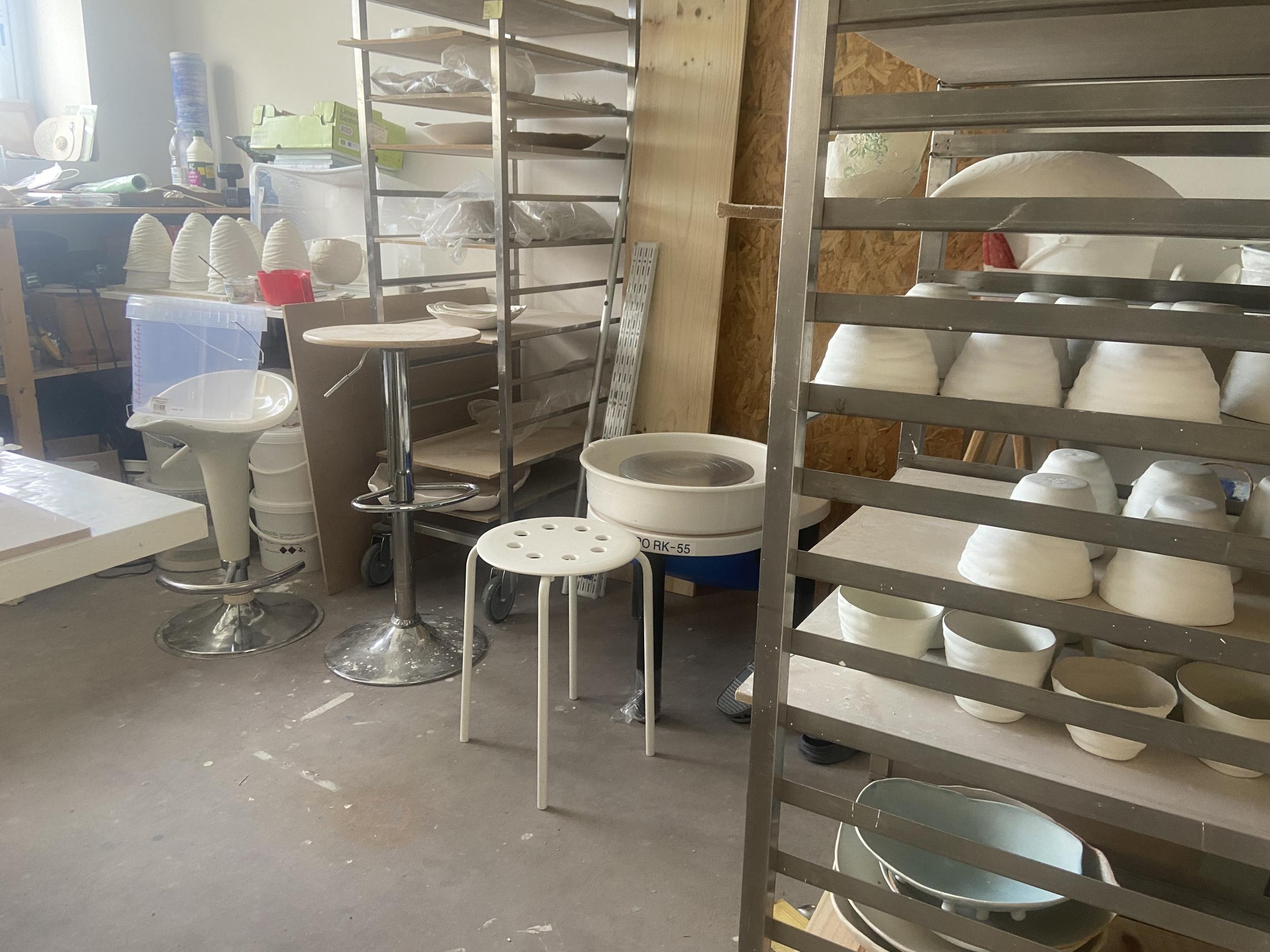 Fabriquez votre lampe de table en porcelaine papier avec Murielle - Image n°7 - Wecandoo