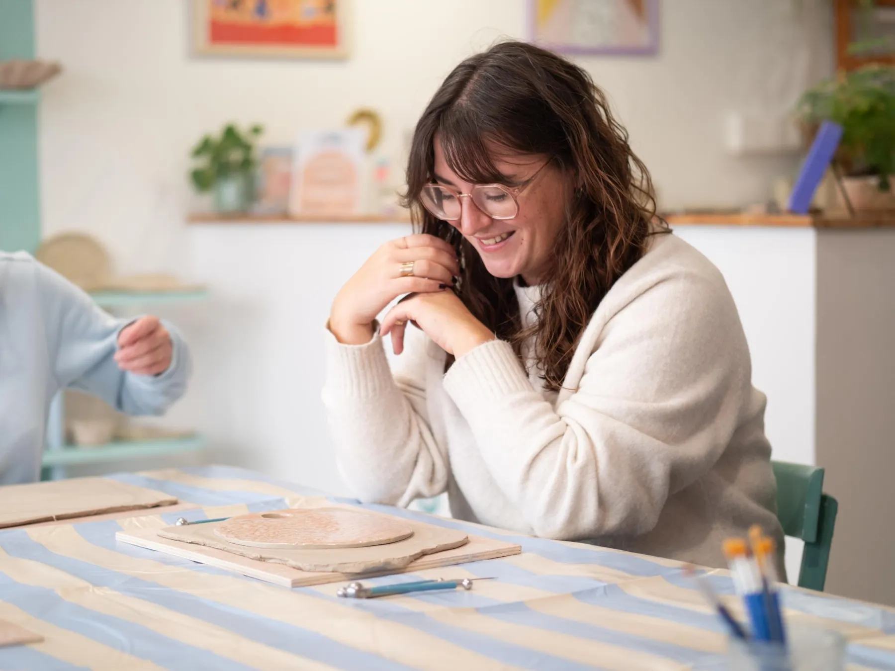 Modelez votre set apéro en céramique avec Cécile - Image n°3 - Wecandoo