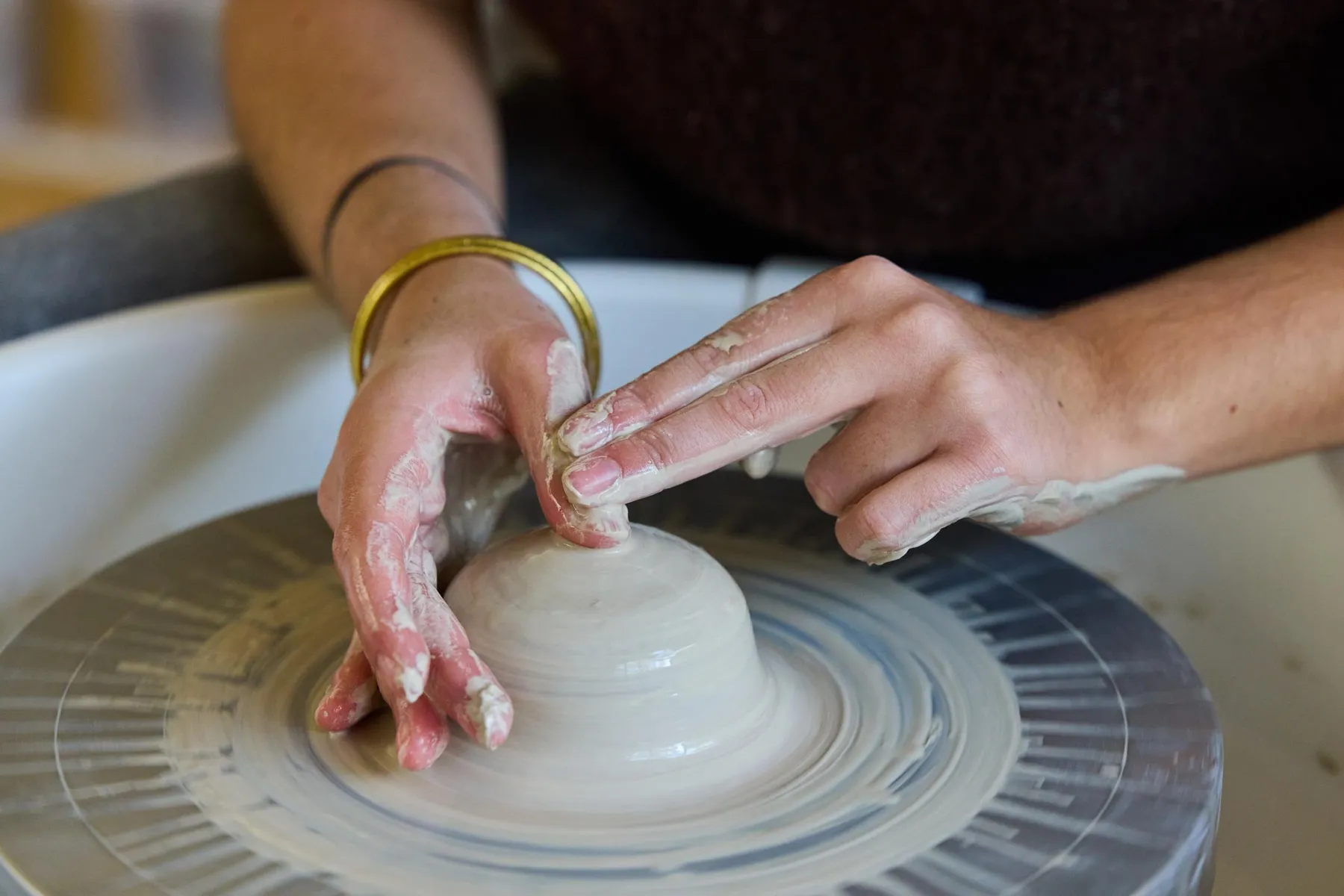 Initiez-vous au tour de potier avec Carla - Image n°5 - Wecandoo