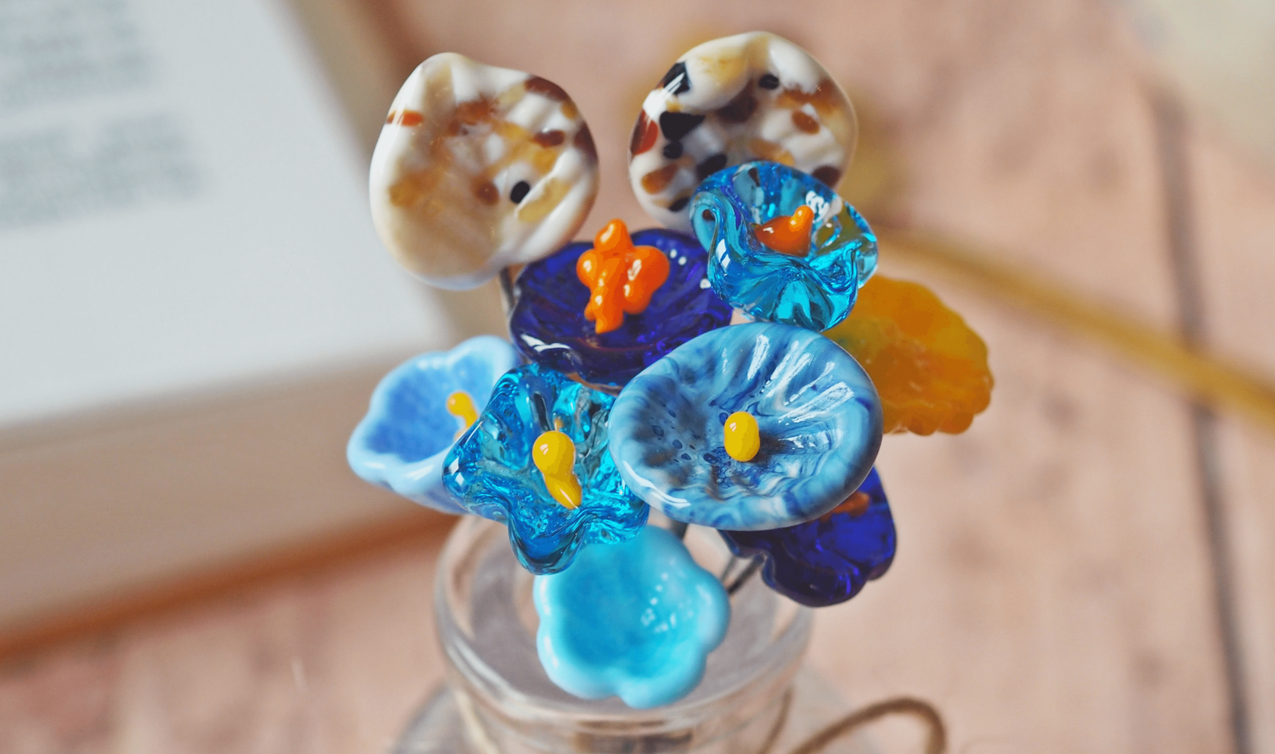 Fabriquez votre bouquet de fleurs en verre filé avec Pauline - Image n°10 - Wecandoo