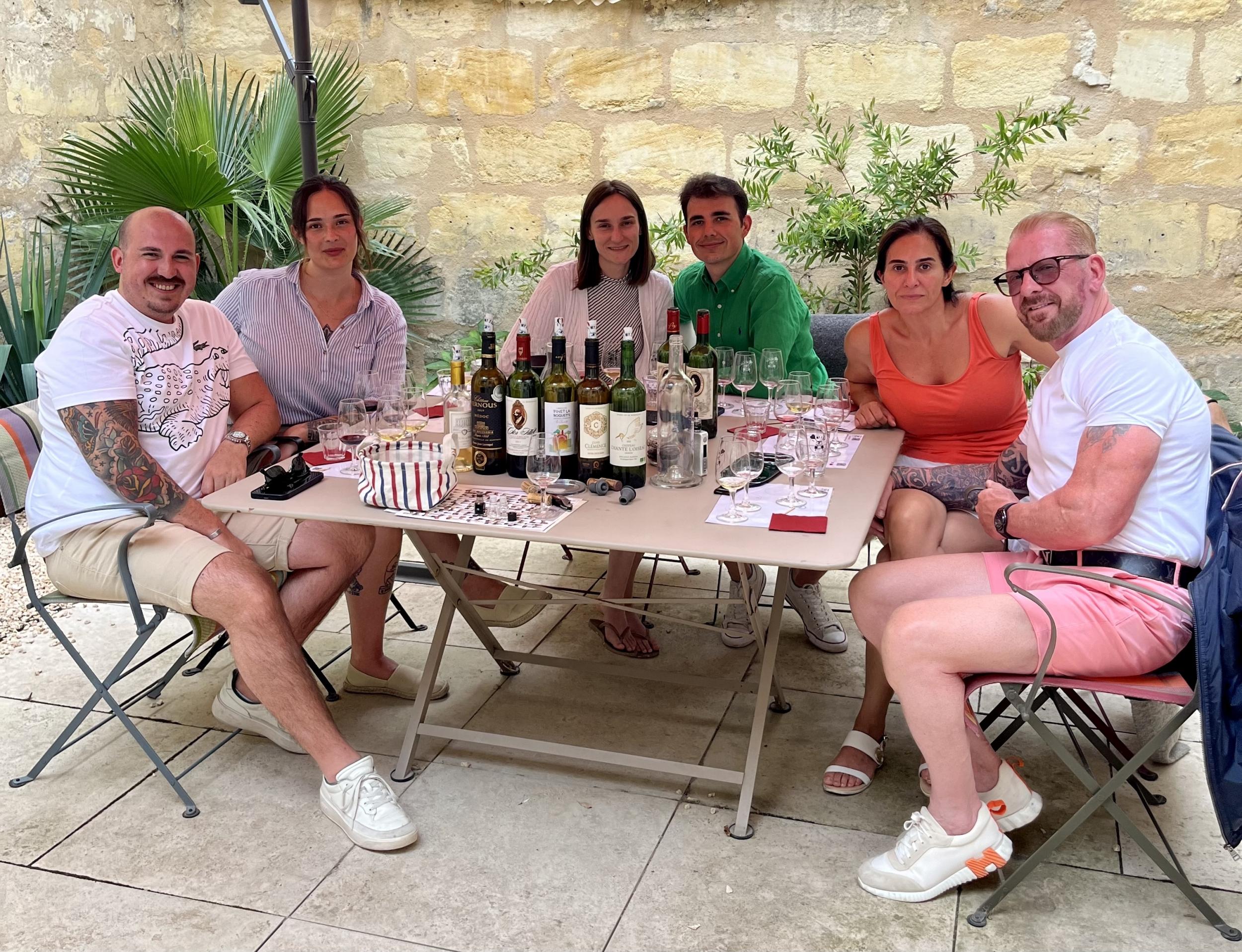 Apprenez à marier vin, fromage et chacuterie avec Cécilia et son équipe - Image n°7 - Wecandoo