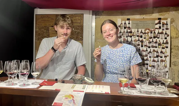 Découvrez les vins atypiques de Bordeaux avec Cécilia et son équipe - Image n°3 - Wecandoo