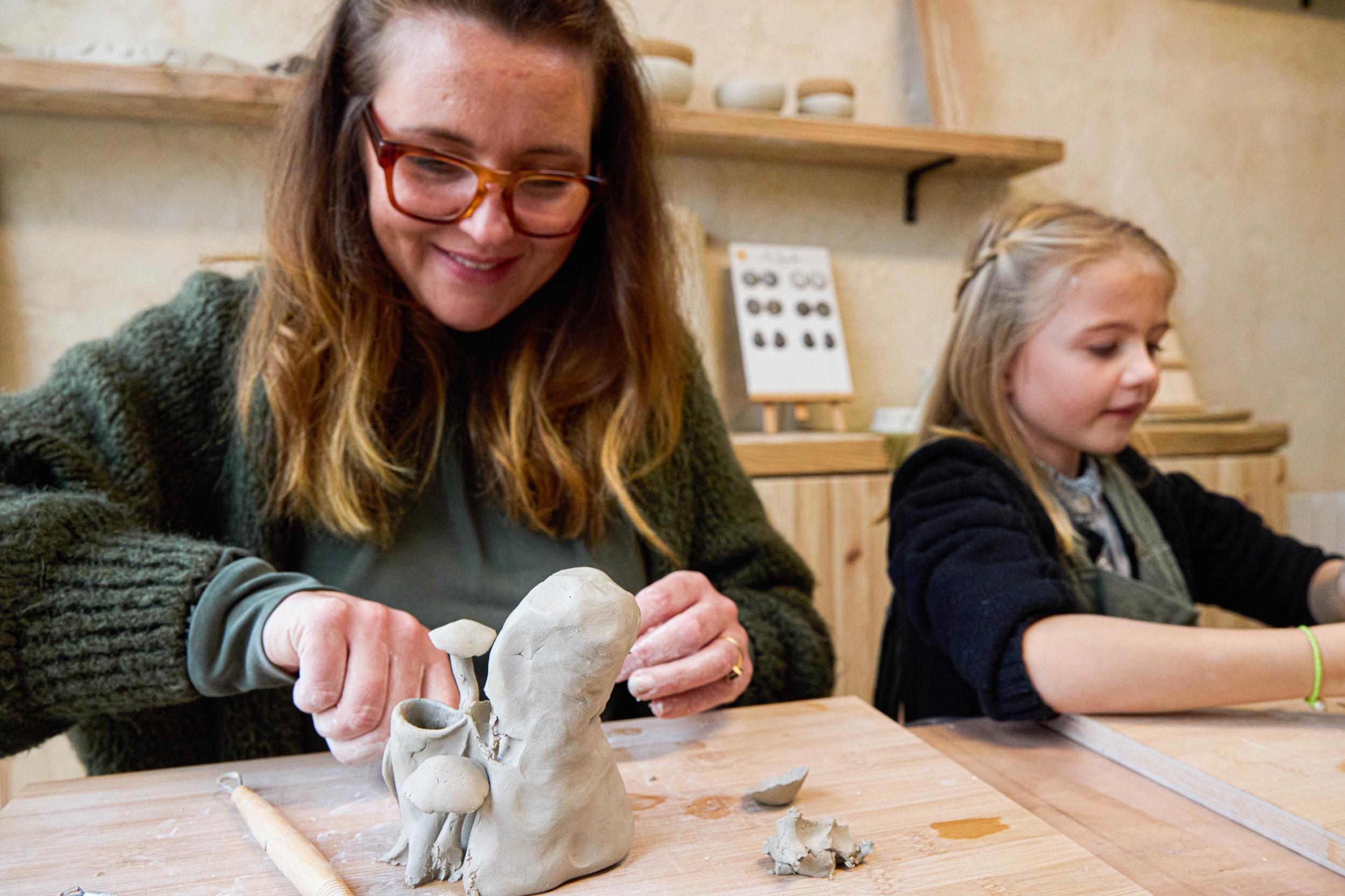 Découvrez le modelage en duo avec votre enfant accompagnés par Céline - Image n°3 - Wecandoo