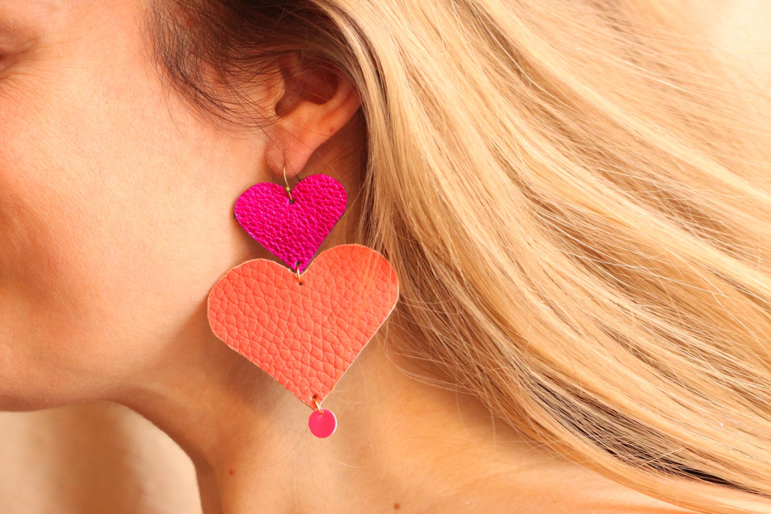 Créez vos boucles d'oreilles en cuir avec Zoé - Image n°7 - Wecandoo