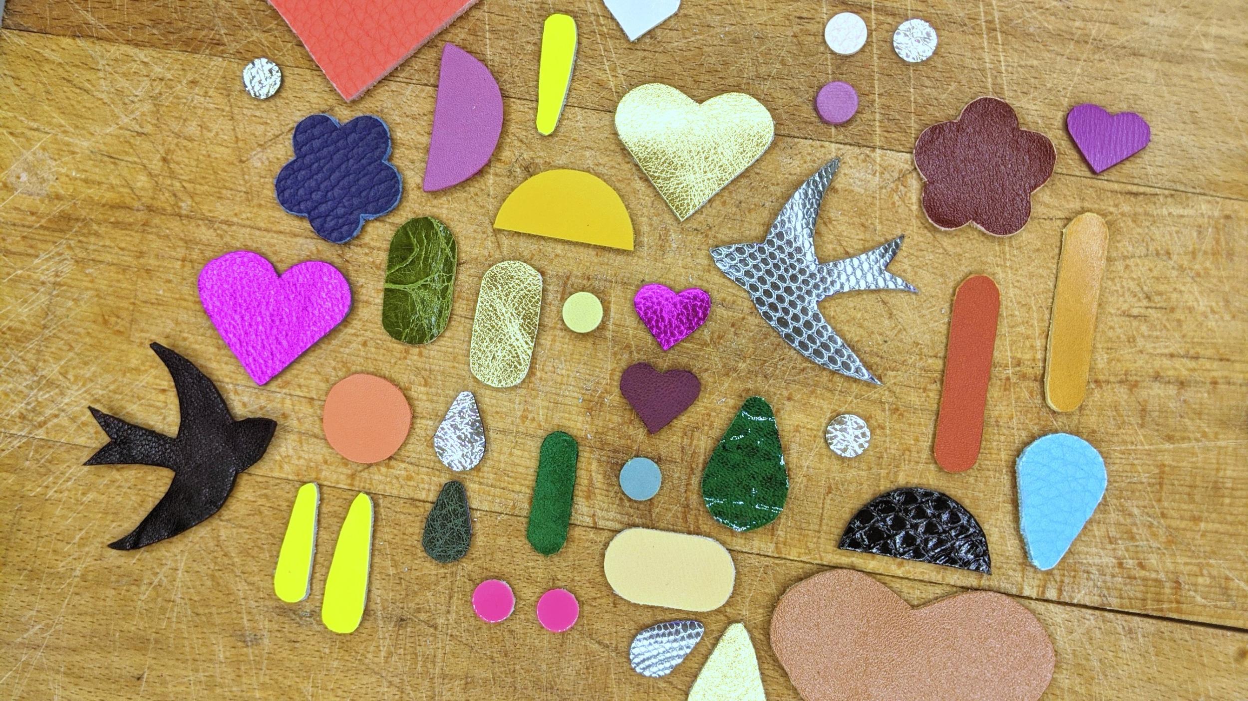 Créez vos boucles d'oreilles en cuir avec Zoé - Image n°8 - Wecandoo